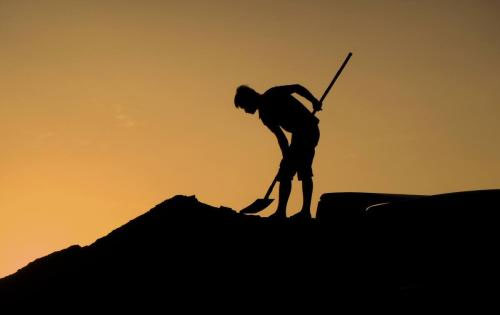 中共中央 國務(wù)院關(guān)于構(gòu)建和諧勞動(dòng)關(guān)系的意見